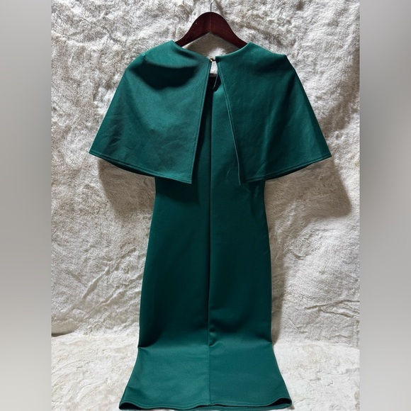 Club L London Green Cape Dress - Picture 5 of 16